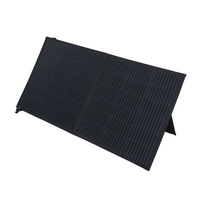 Mantenha energia no acampamento com cobertor solar de 60W e suporte azul